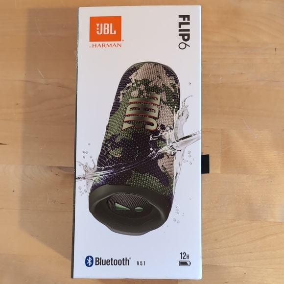 JBL Flip 6 Harmon Blue Tooth Green Camo Bluetooth Speaker,New In Box. - Picture 1 of 4